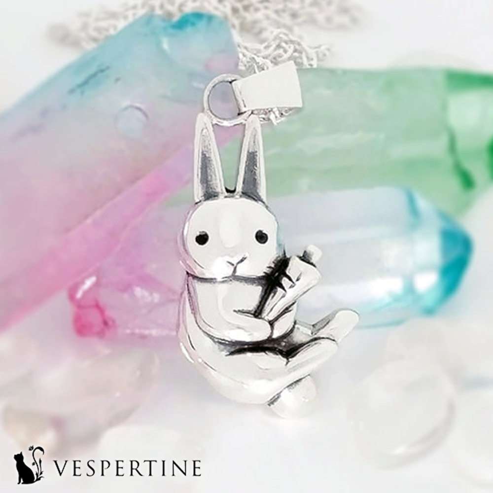 幸運うさぎのネックレス